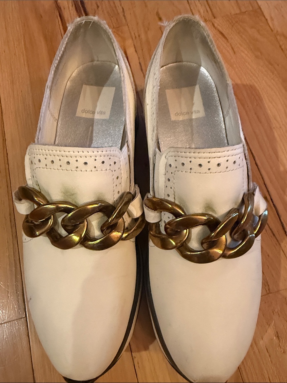 Dolce Vita Women’s White Loafers with Chunky Gold Chain